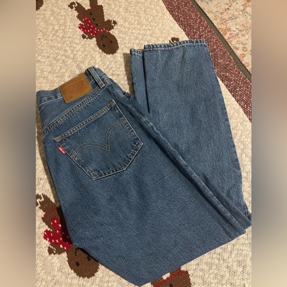 Levi’s 501 Original *LIKE NEW*